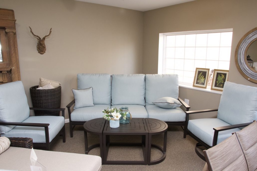 Lane Venture Montana Seating DeVries